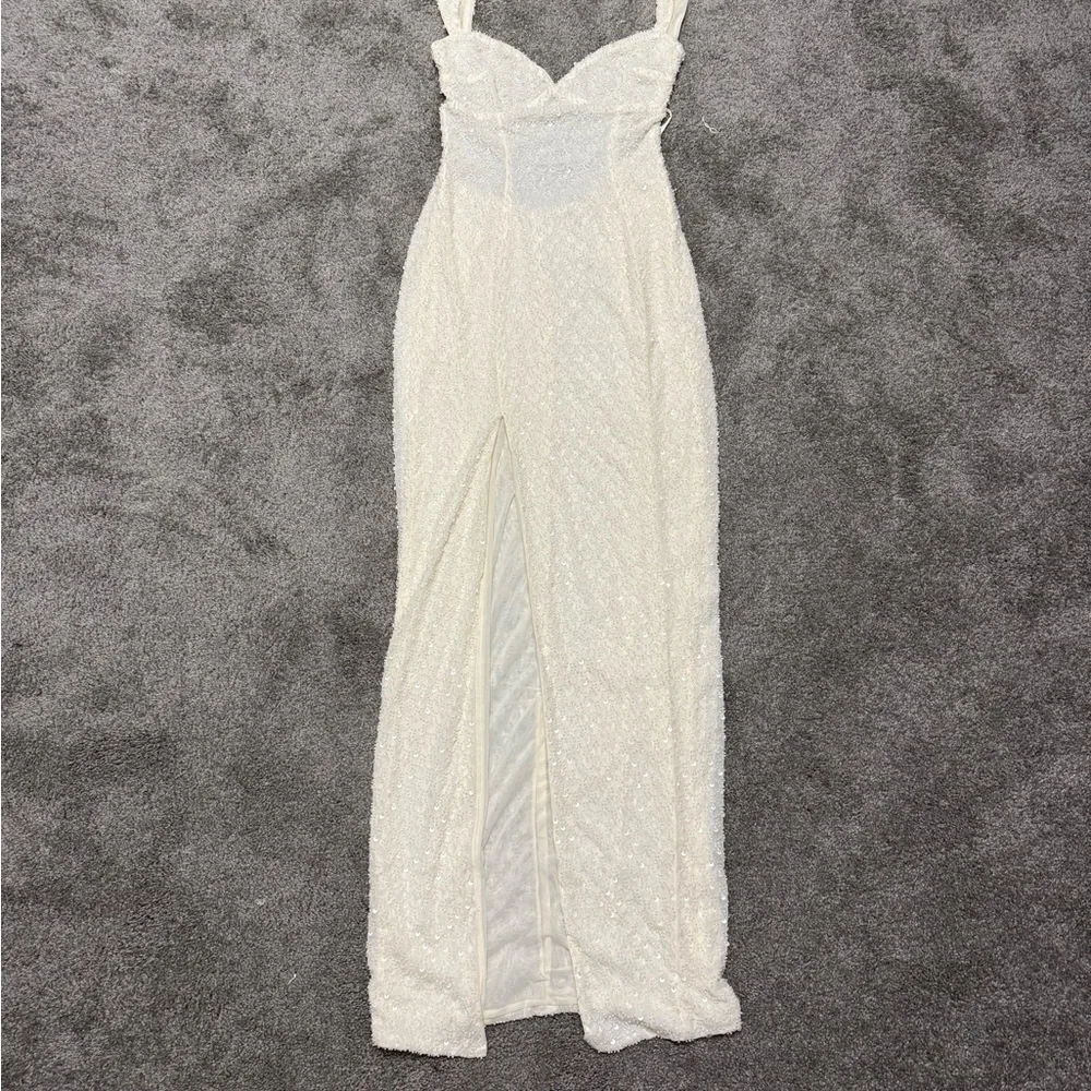 Oh Polly Cream Maxi Dress - Picture 2 of 7